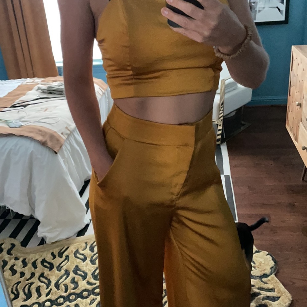 Gold Two Piece - Picture 2 of 3